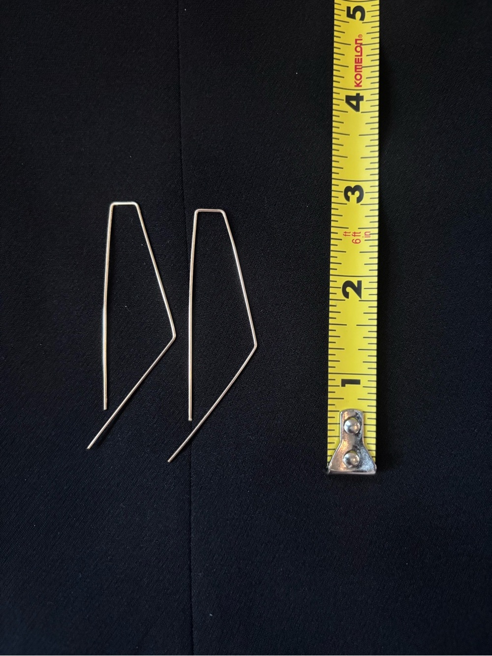 Minimal Geometric Wire Drop Earrings in gold